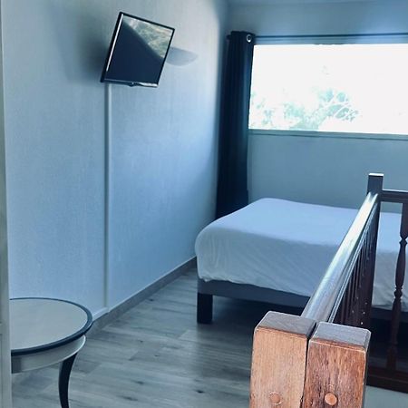 Logis Hotel & Spa Dejeunez Sous L'Arbre Rousset  Eksteriør bilde