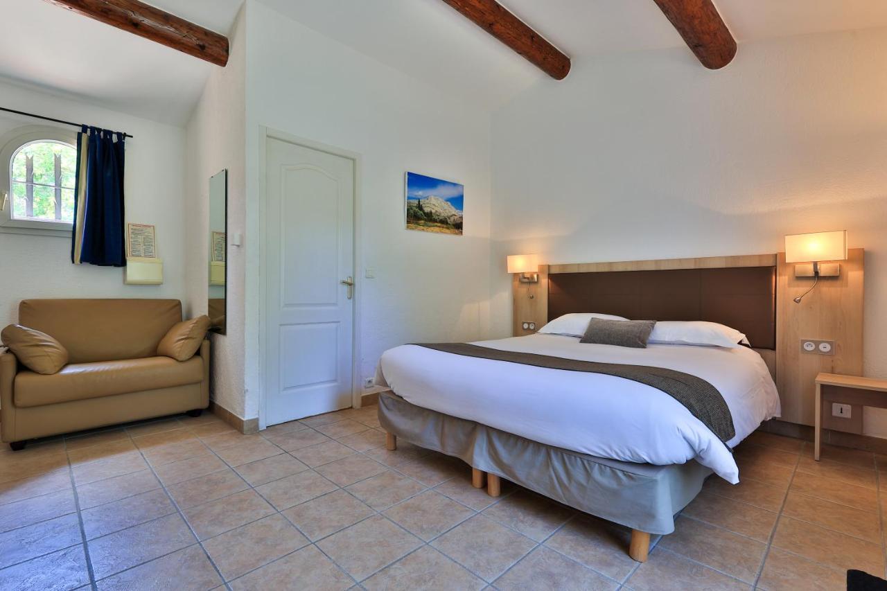 Logis Hotel & Spa Dejeunez Sous L'Arbre Rousset  Eksteriør bilde