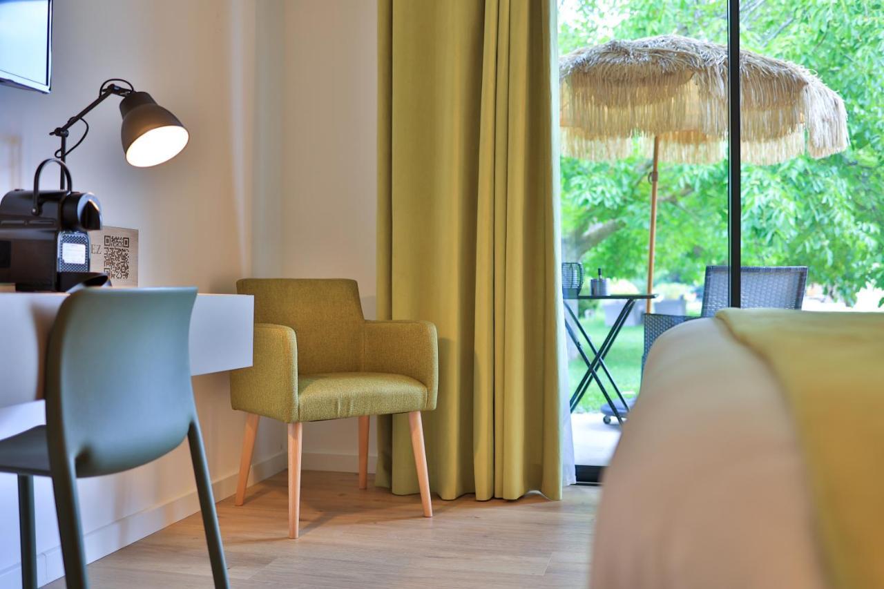 Logis Hotel & Spa Dejeunez Sous L'Arbre Rousset  Eksteriør bilde