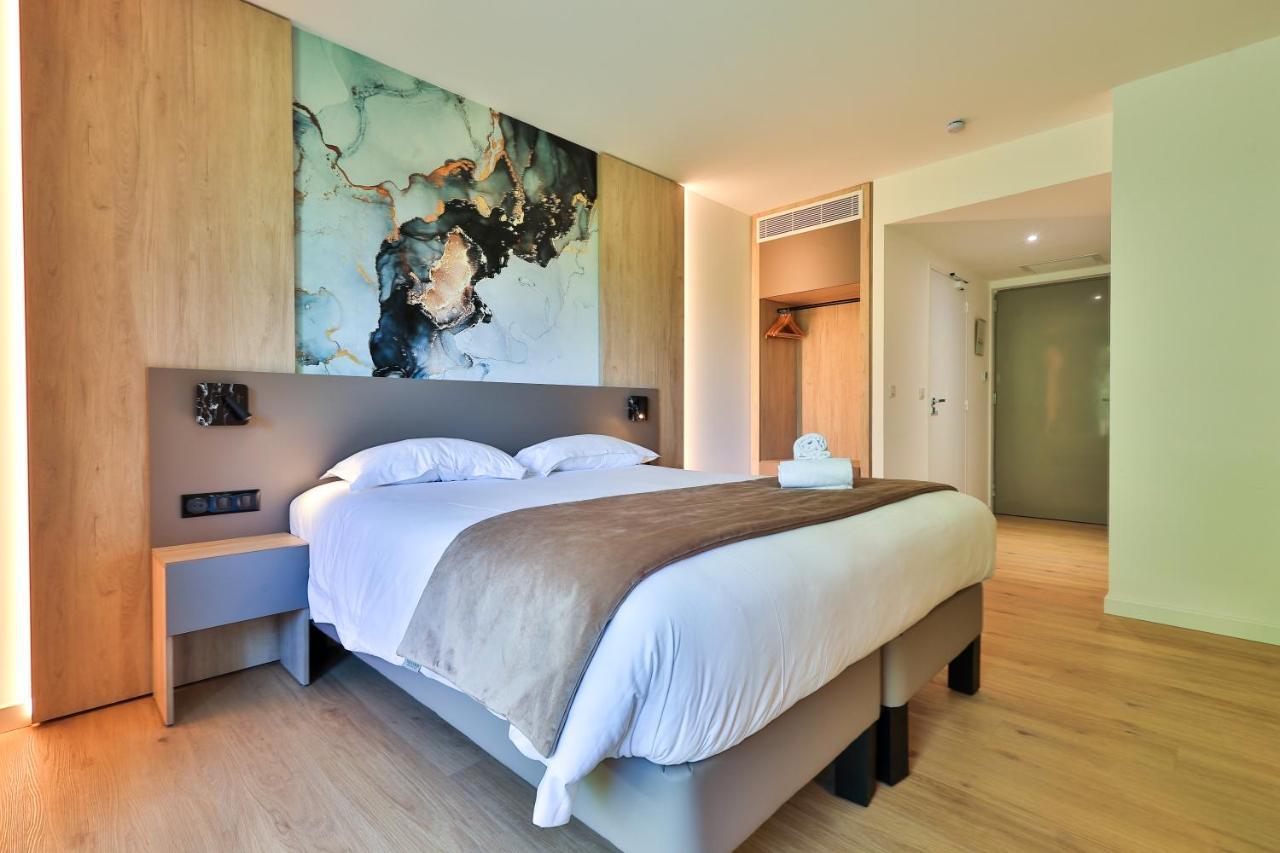 Logis Hotel & Spa Dejeunez Sous L'Arbre Rousset  Eksteriør bilde