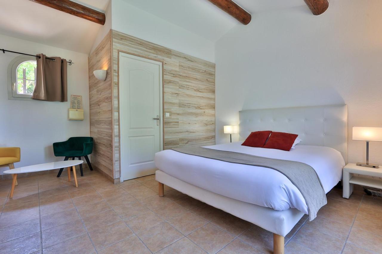 Logis Hotel & Spa Dejeunez Sous L'Arbre Rousset  Eksteriør bilde