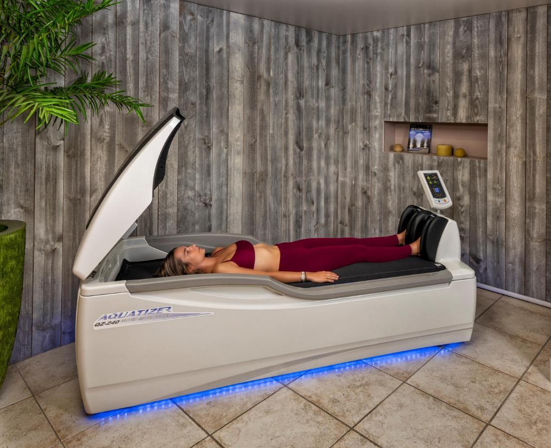 Logis Hotel & Spa Dejeunez Sous L'Arbre Rousset  Eksteriør bilde