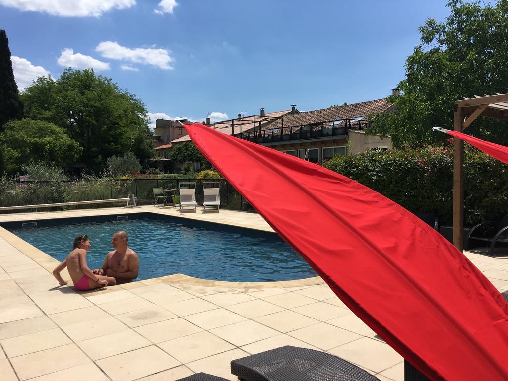 Logis Hotel & Spa Dejeunez Sous L'Arbre Rousset  Eksteriør bilde