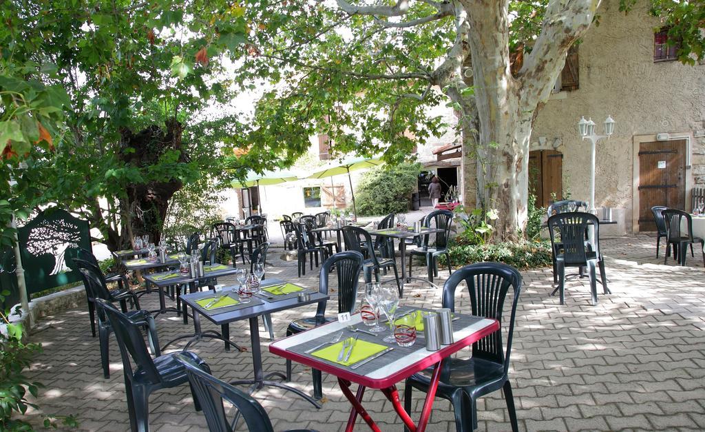 Logis Hotel & Spa Dejeunez Sous L'Arbre Rousset  Eksteriør bilde