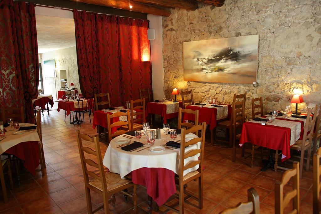 Logis Hotel & Spa Dejeunez Sous L'Arbre Rousset  Eksteriør bilde